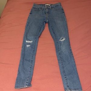 Levi’s size 26